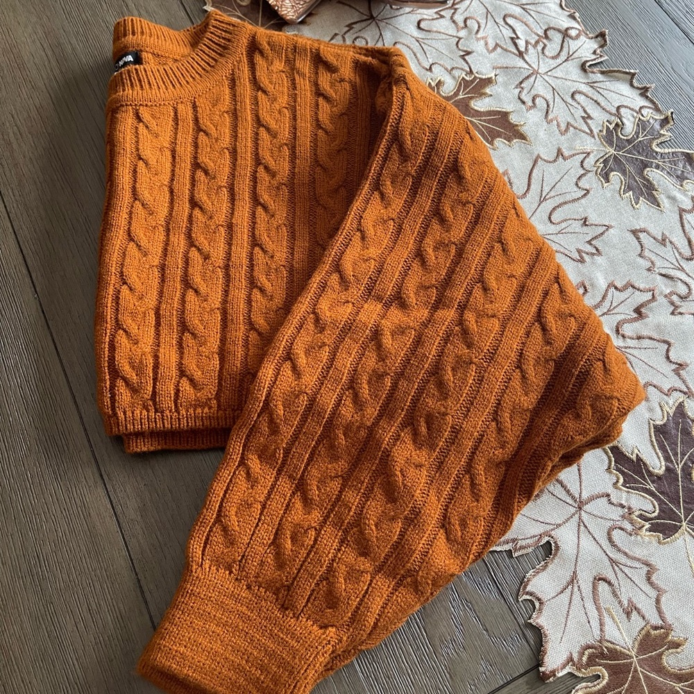 Cropped Sweater (SOLD)